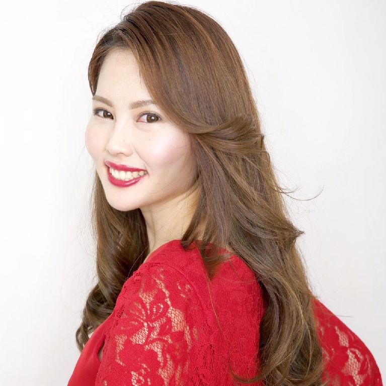 Mira's 語学レッスン&パーソナルブランディング術の講師紹介